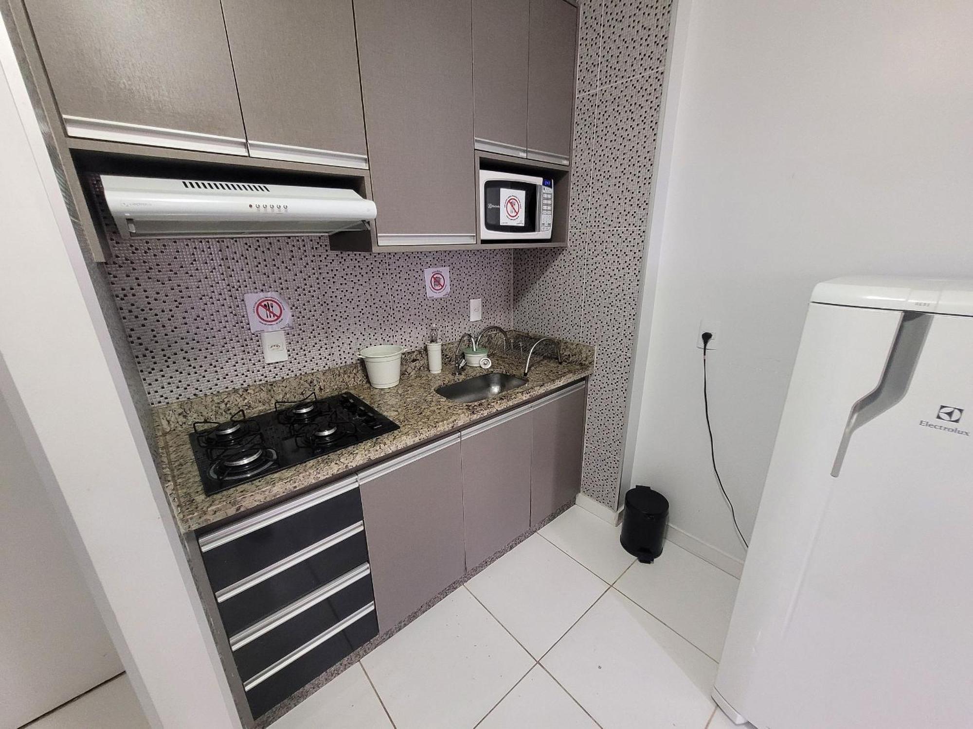 Lagoa Flat Service Rm Hopsedagem Caldas Novas Exterior photo