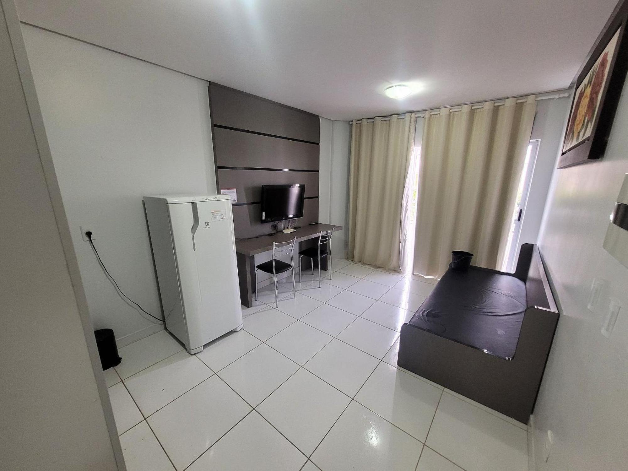 Lagoa Flat Service Rm Hopsedagem Caldas Novas Exterior photo